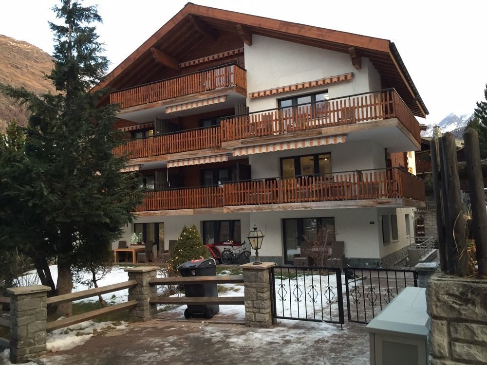 Ferienwohnung Haus Andorra Zermatt Exterior foto